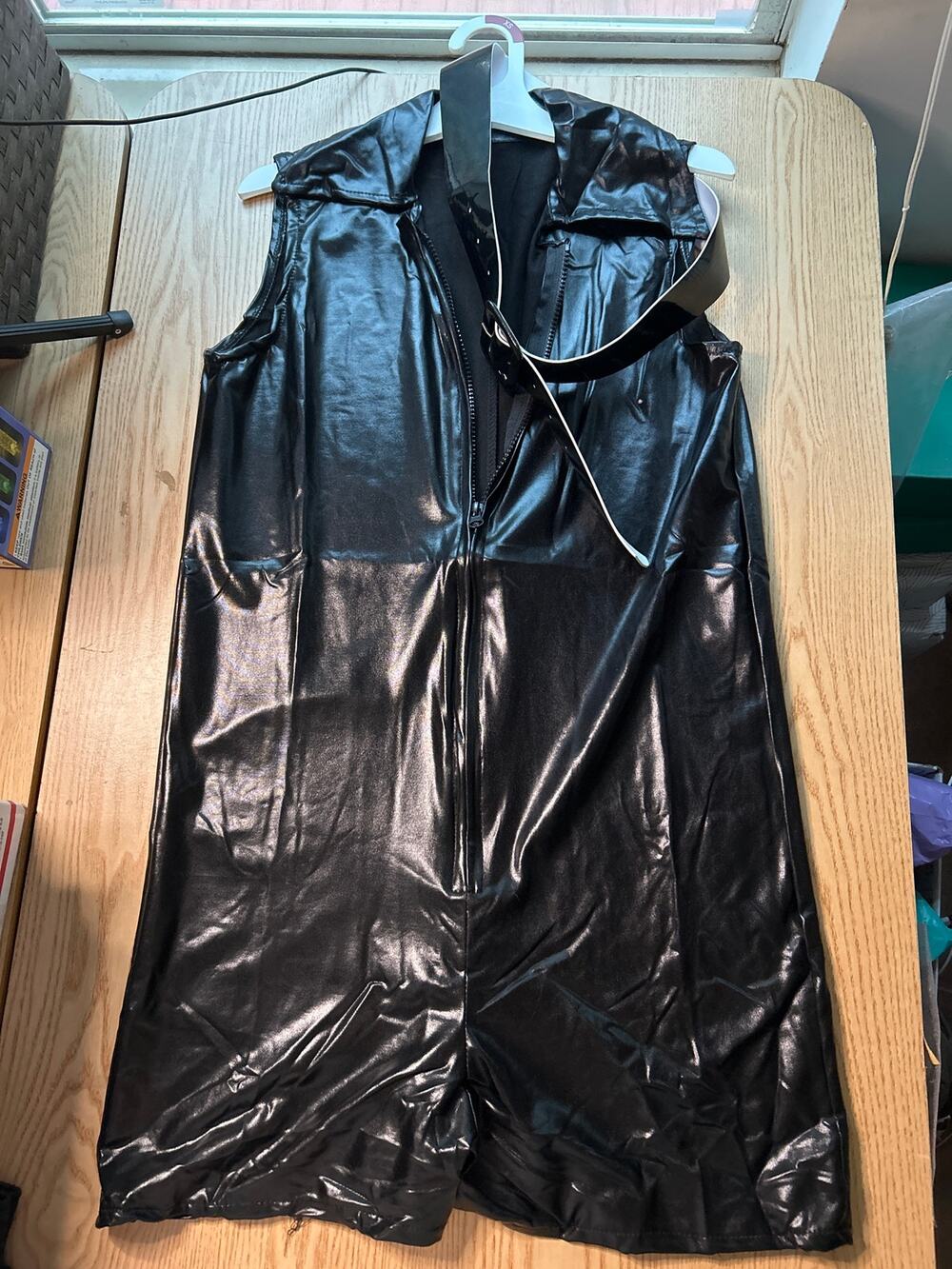New Women’s 2pc Bodysuit for Halloween 🎃 Costume Catwoman Bunny Large Waist 17”